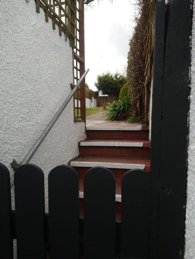 Fishermans Cottage Killough 外观 照片